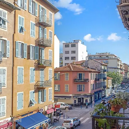 Nice, 3-room Refurbished Near Train Station Appartement *