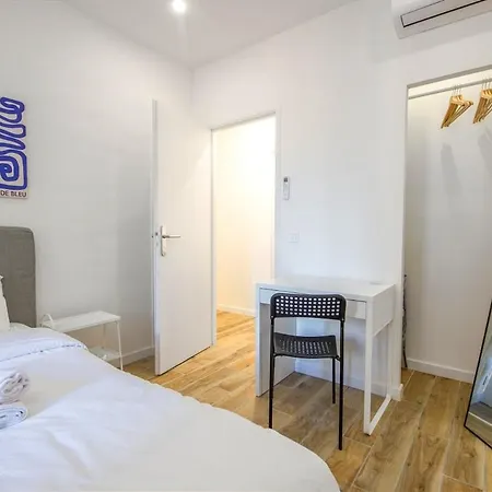 Nice, 3-room Refurbished Near Train Station Nice