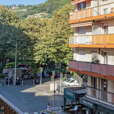 Nice, 3-room Refurbished Near Train Station *