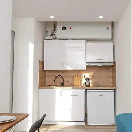 Nice, 3-room Refurbished Near Train Station 公寓